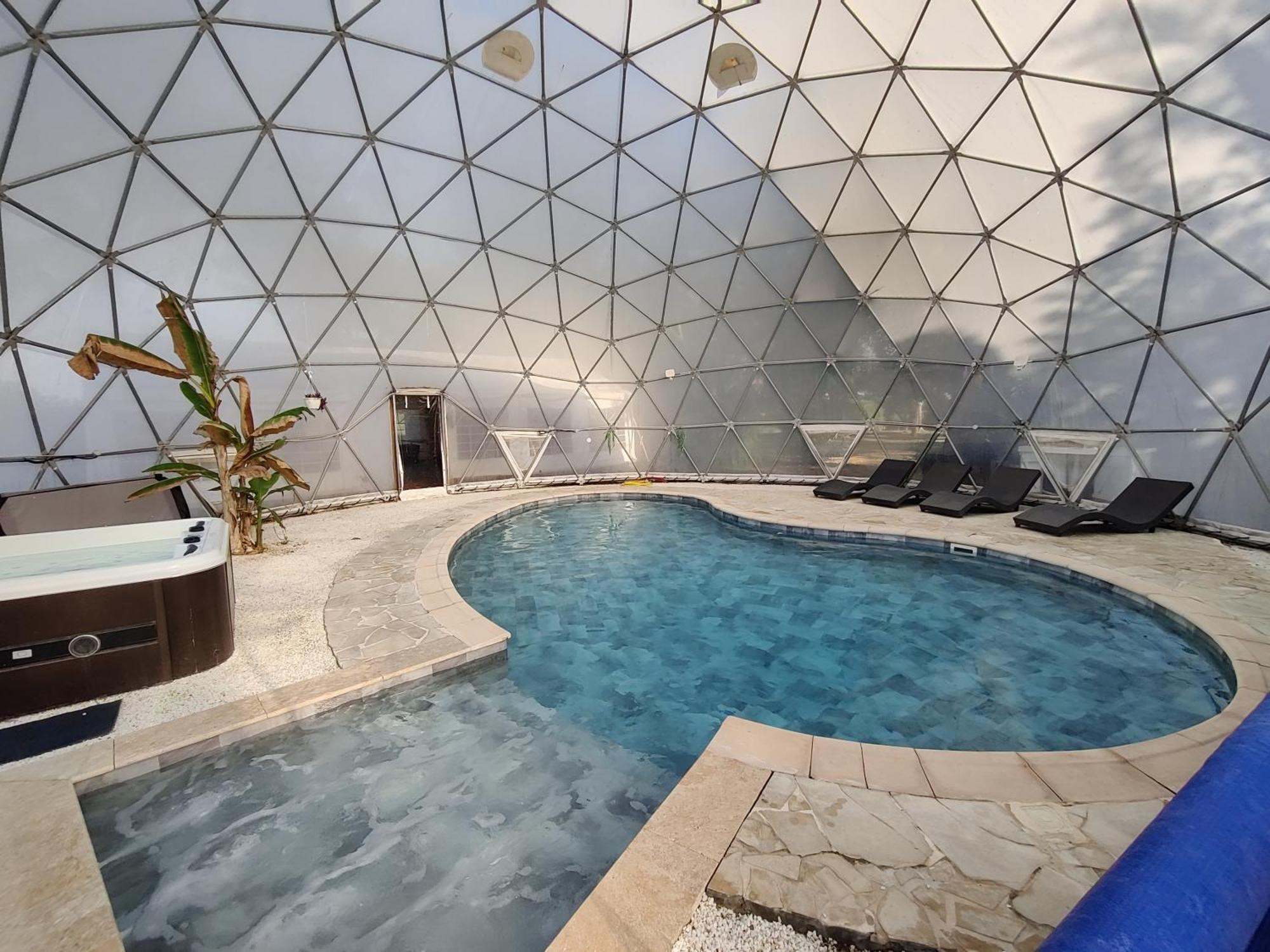 Mas Du Versadou, Dans Un Espace Naturel Protege, Piscine Couverte Chauffee Toute L'Annee, Spa Et Salle De Jeux Saint-Gilles  Exterior foto